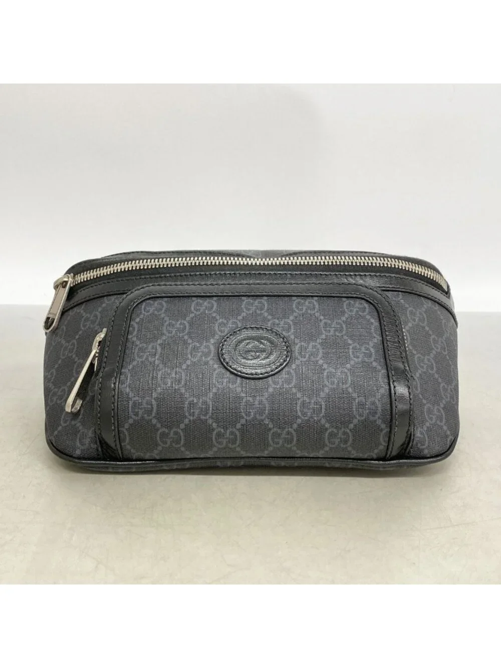Gucci Waist Bag GG Supreme Gray Black Silver